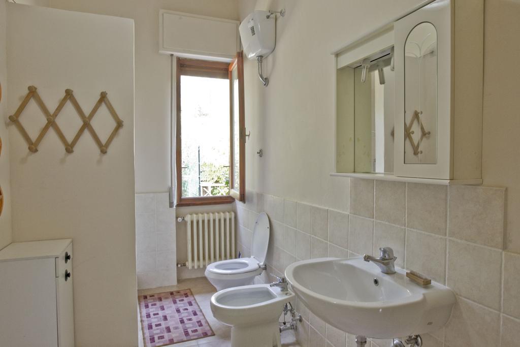 Residenza Ruggini Villa Florens Rum bild