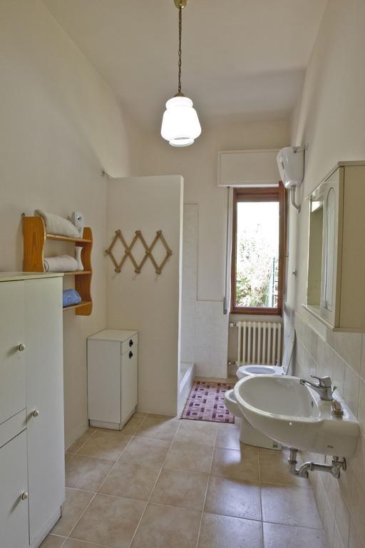 Residenza Ruggini Villa Florens Rum bild