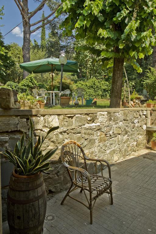 Residenza Ruggini Villa Florens Rum bild